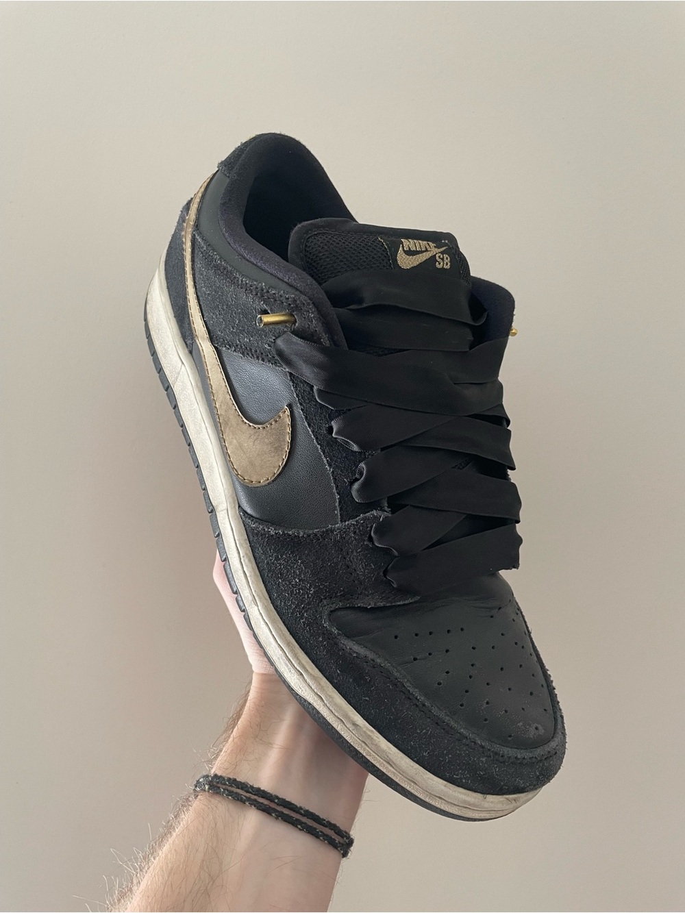 Nike SB black/gold 2018